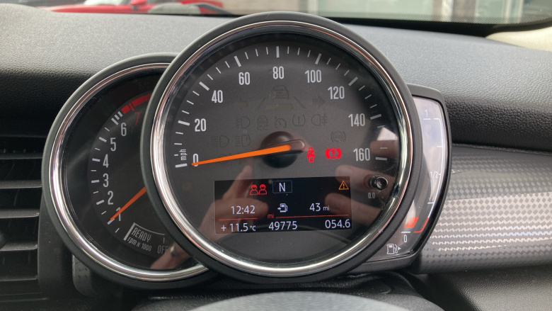 MINI Hatchback 1.5 Cooper Classic II 3dr Petrol Hatchback